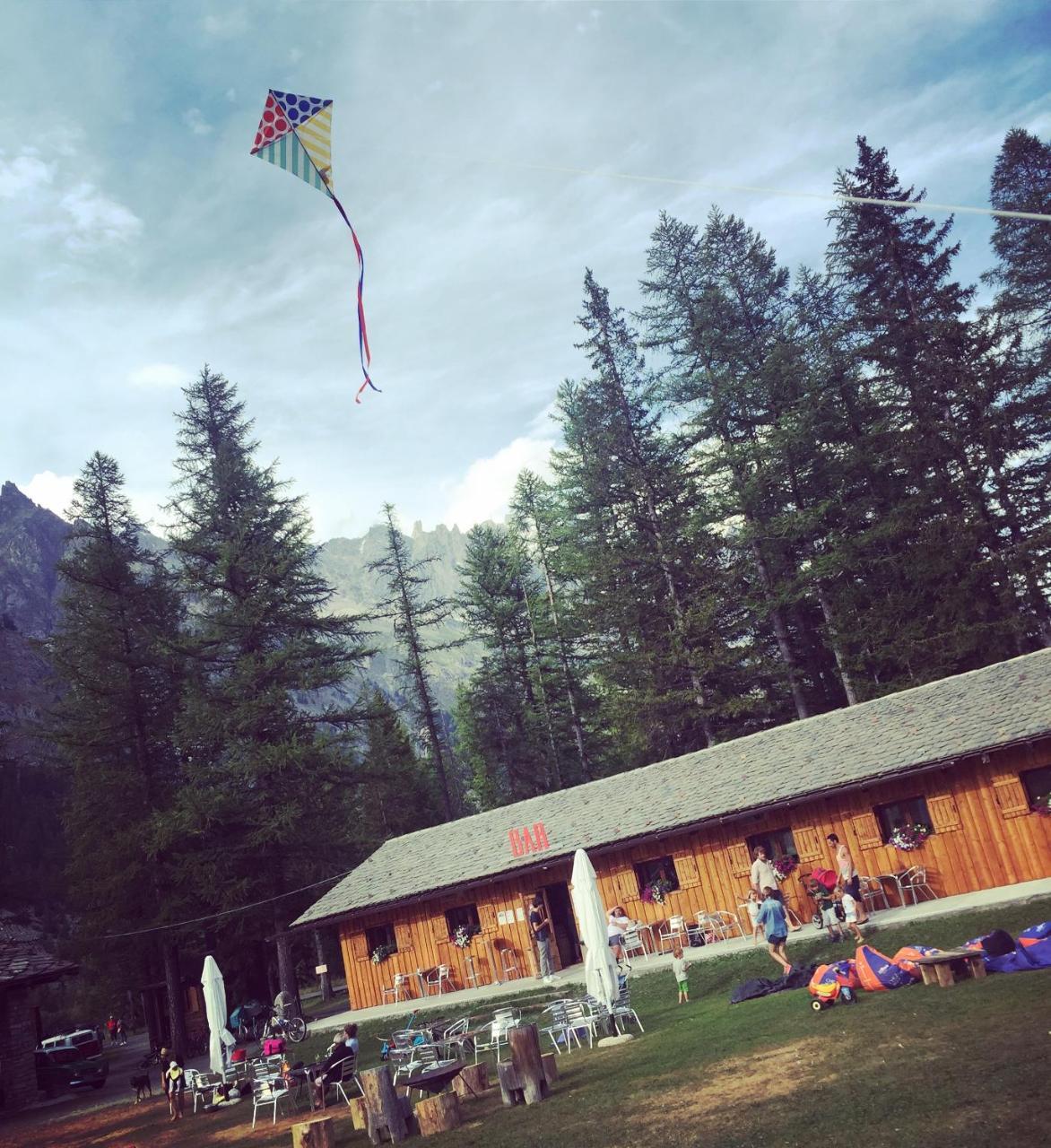 Hobo Camping Courmayeur Extérieur photo